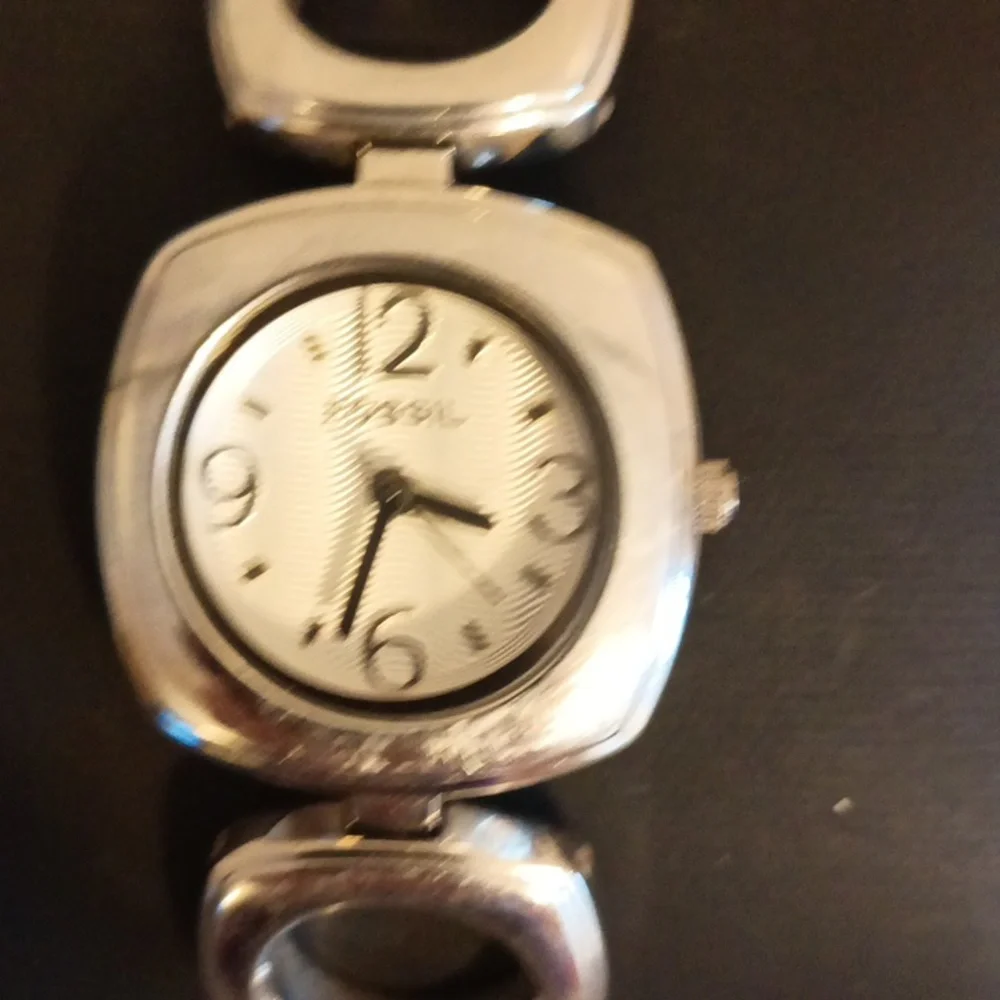 Fossil Silver ES2214 square face white dial bracelet women's watch